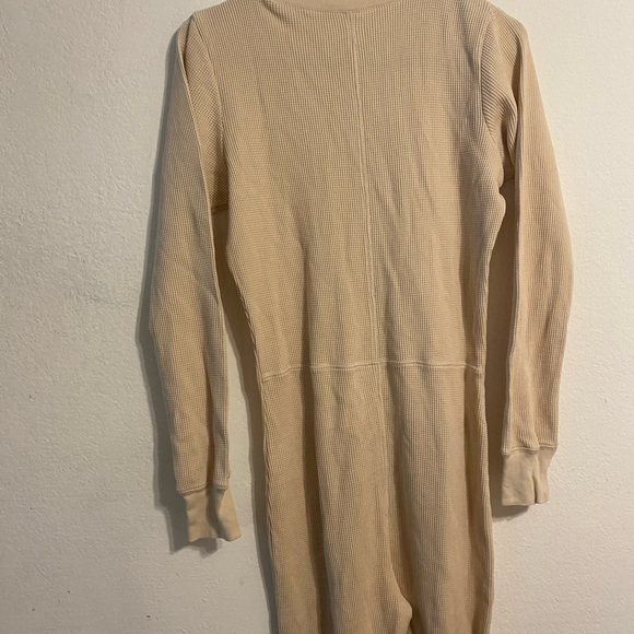 Fin & Vince Cream Button-Up Thermal Onesie - Picture 4 of 4